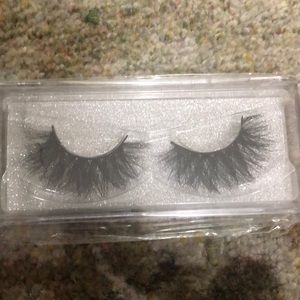 Lashes